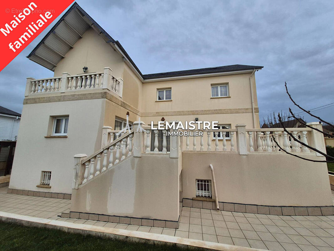 Maison à FONTAINE-LA-MALLET