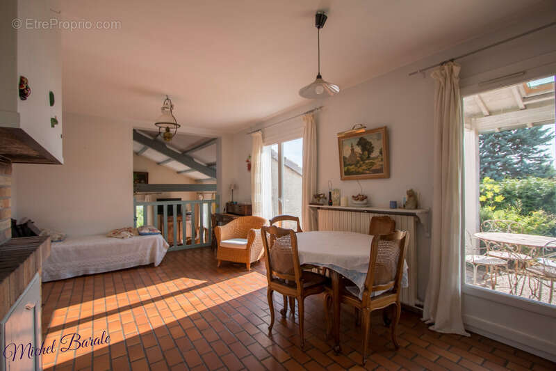 Dpt Rhône (69), à vendre CHAPONNAY maison P6 de 160 m² - Terrain de 1 450,00 m² - photo 27