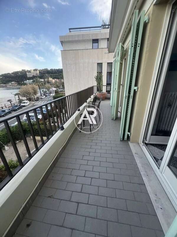 Appartement à ROQUEBRUNE-CAP-MARTIN