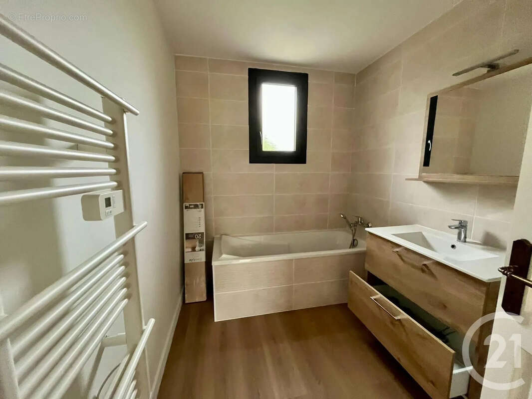 Appartement à QUINCIEUX