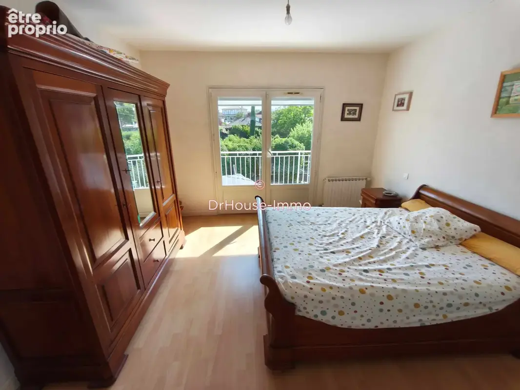 Maison 6 pièces 175 m² à vendre à Les Martres-De-Veyre (63730) - photo 35