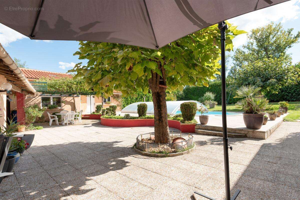 Maison à BLAYE-LES-MINES