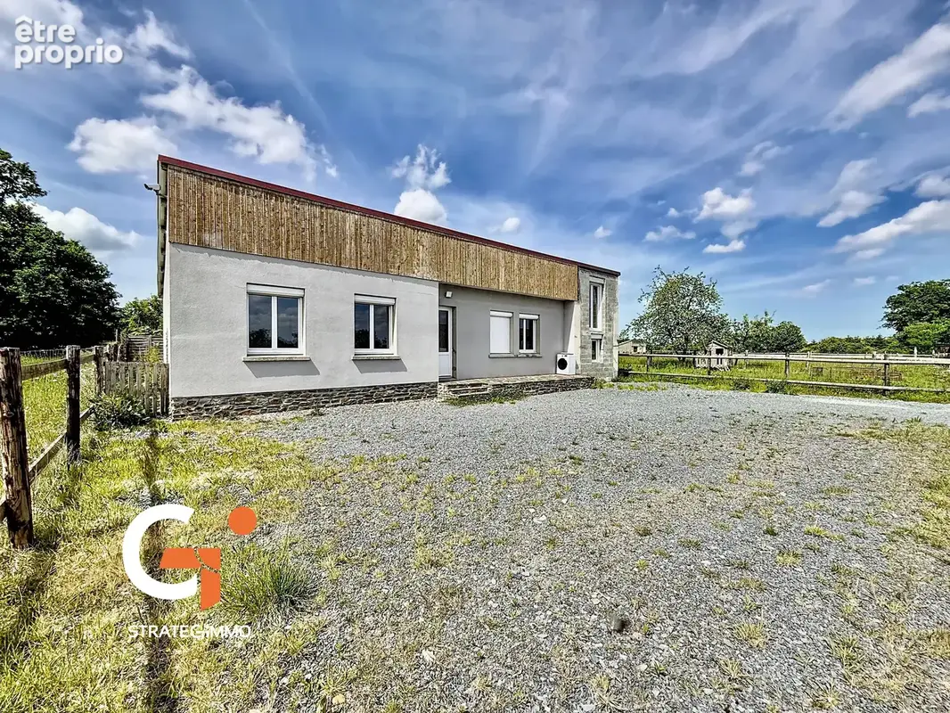 Ensemble immobilier à usage d'habitation et professionnel - Pont Hébert 12 pièces 635m2 - photo 4