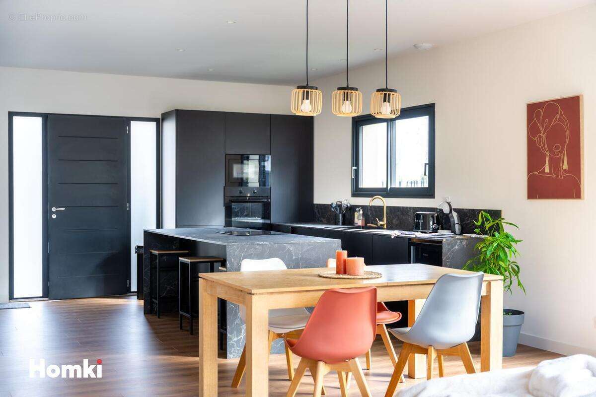 Maison à LANSARGUES