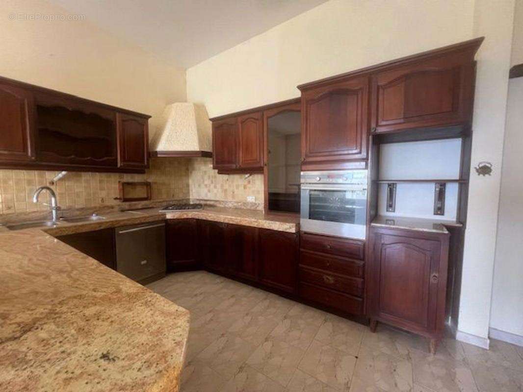 Maison à FORT-DE-FRANCE