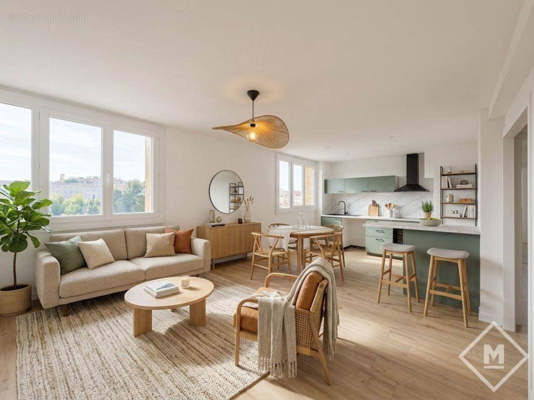 Appartement à MARSEILLE-4E