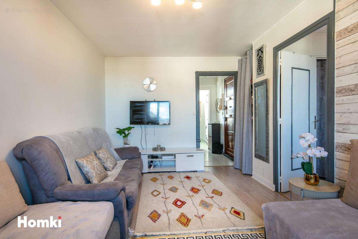 Appartement T2 de 37 m2 à Fontaine 38600, Boulevard Joliot Curie - photo 2