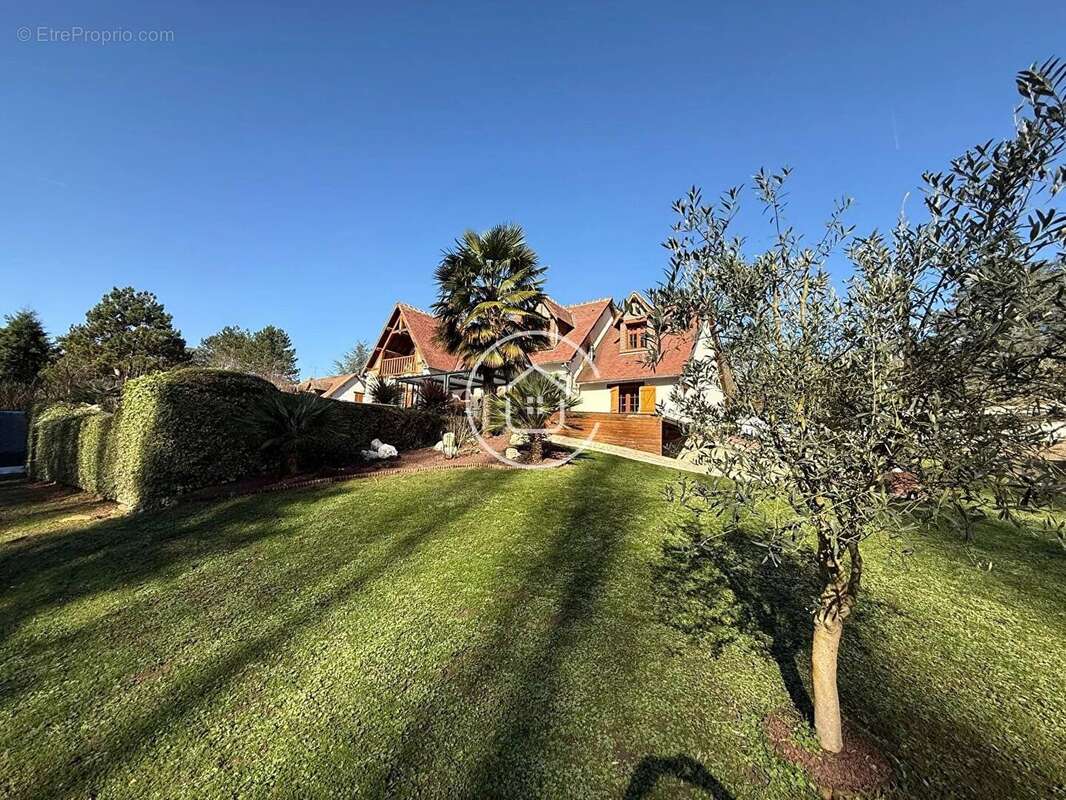 Maison belle prestation avec piscine à débordement - photo 2
