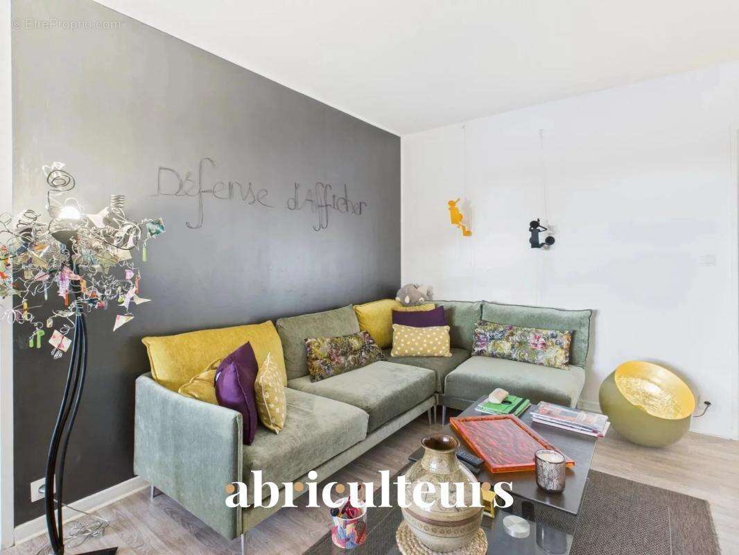 Appartement à MARSEILLE-8E