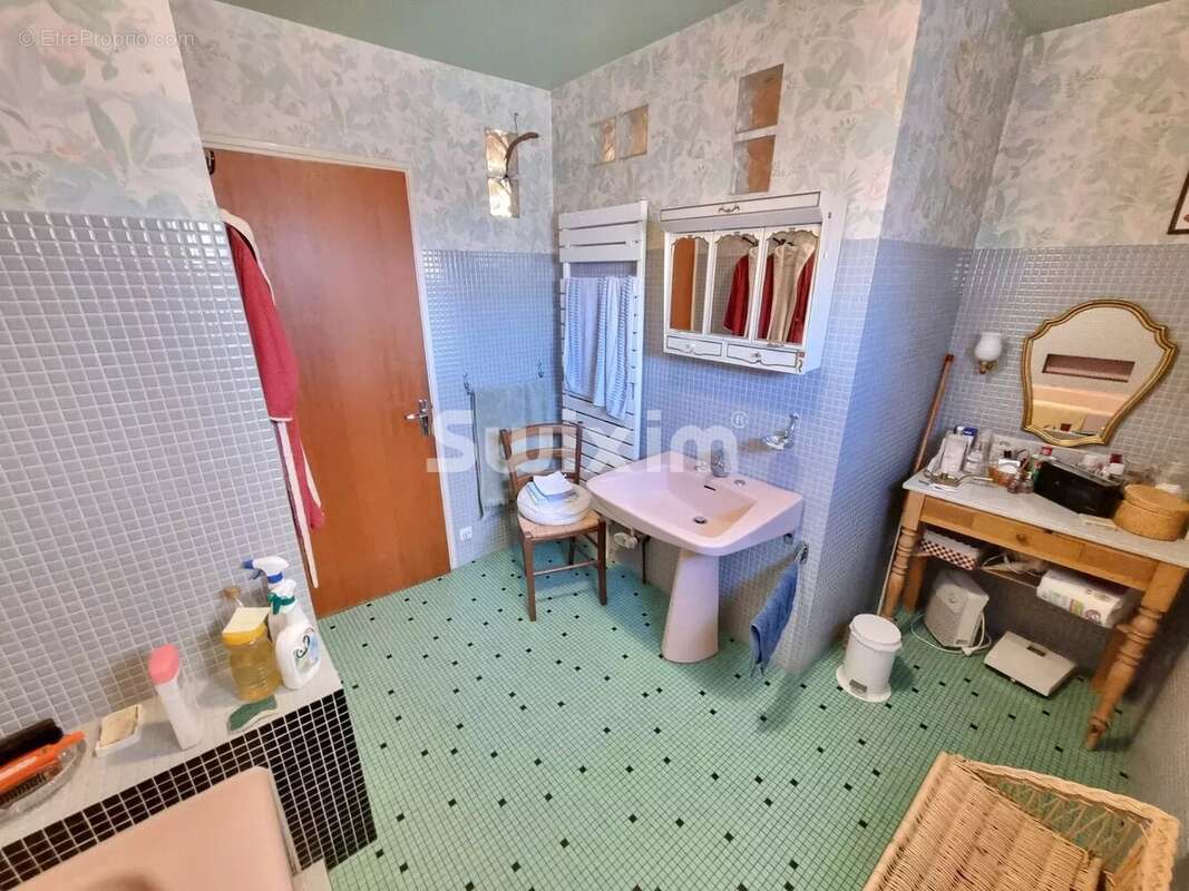 Maison à DORNECY