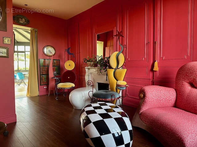 Maison à NEUFCHATEL-EN-BRAY