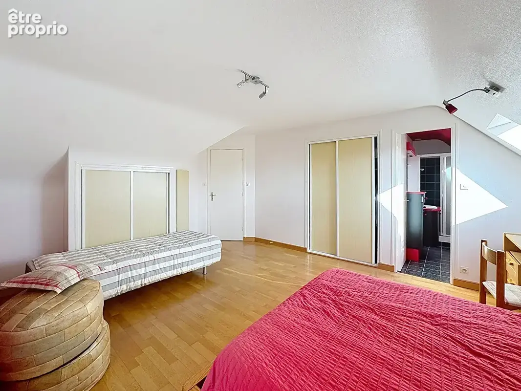 Maison  191 m²  4 chambres - photo 5
