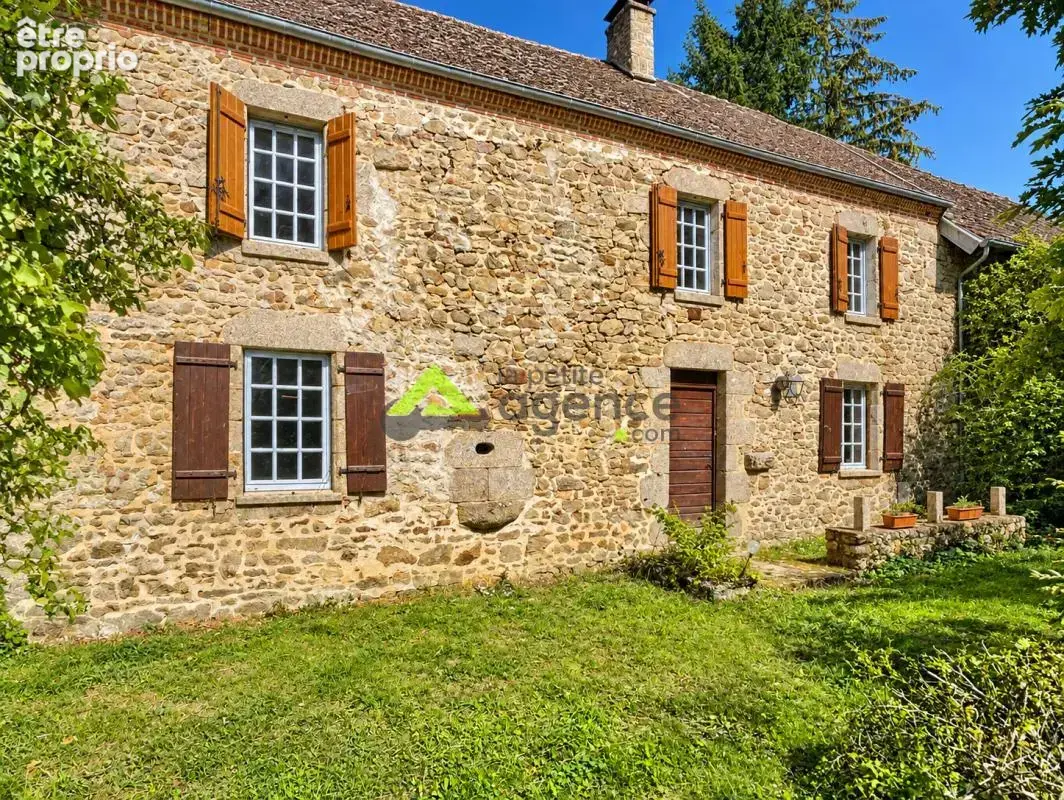 Photo Maison à Saint-Sulpice-Les-Champs au prix de 210 000€