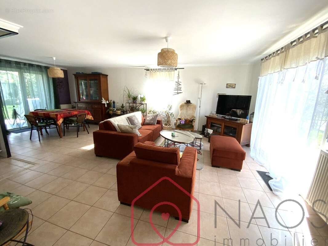 Maison à LA CHAPELLE-SUR-ERDRE