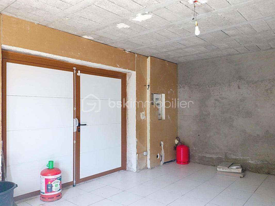 Maison familiale de 129 m² avec 4 chambres, terrain de 1 000 m² – Charnecles - photo 7
