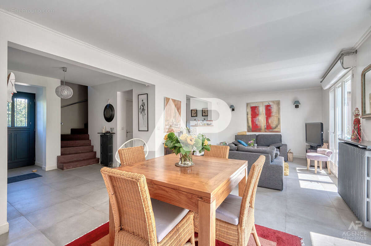 Maison à RUEIL-MALMAISON