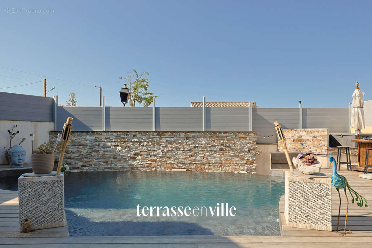 Maison à LA VALETTE-DU-VAR