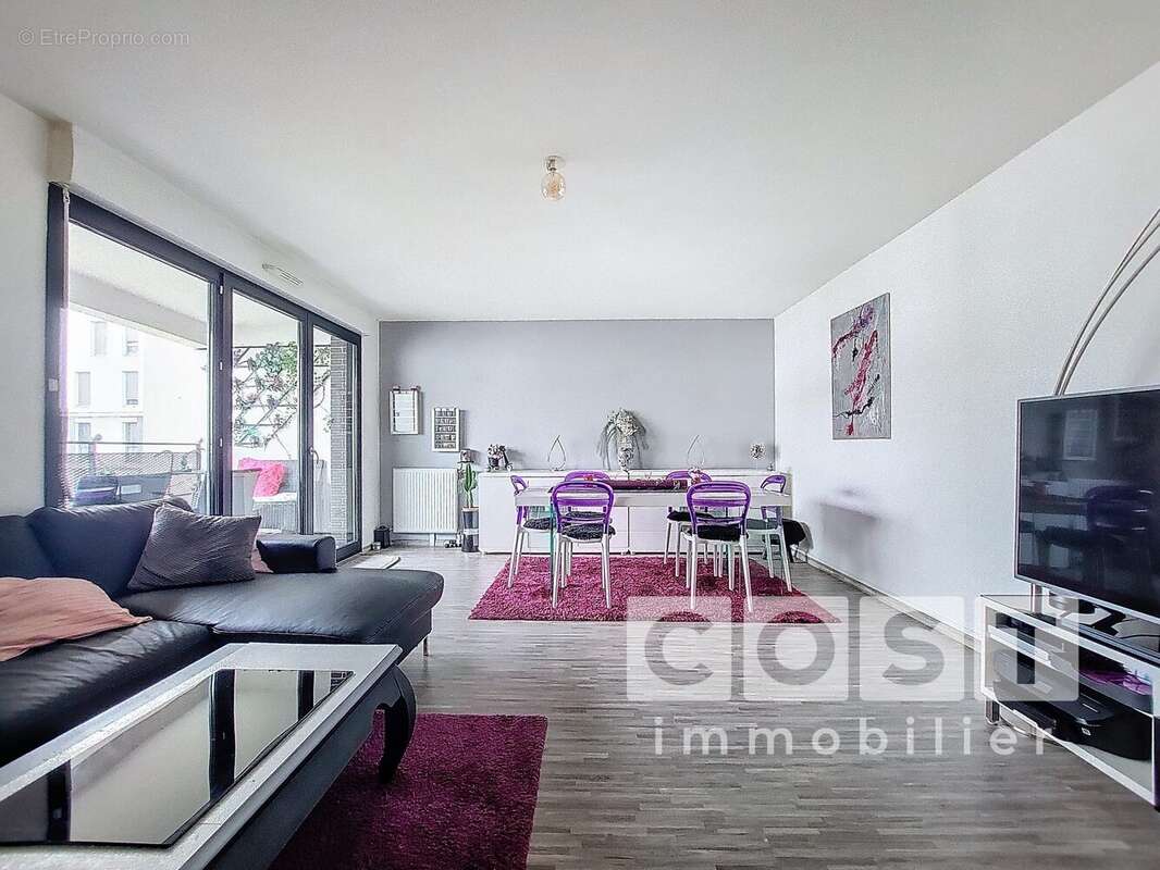 Appartement à GENNEVILLIERS