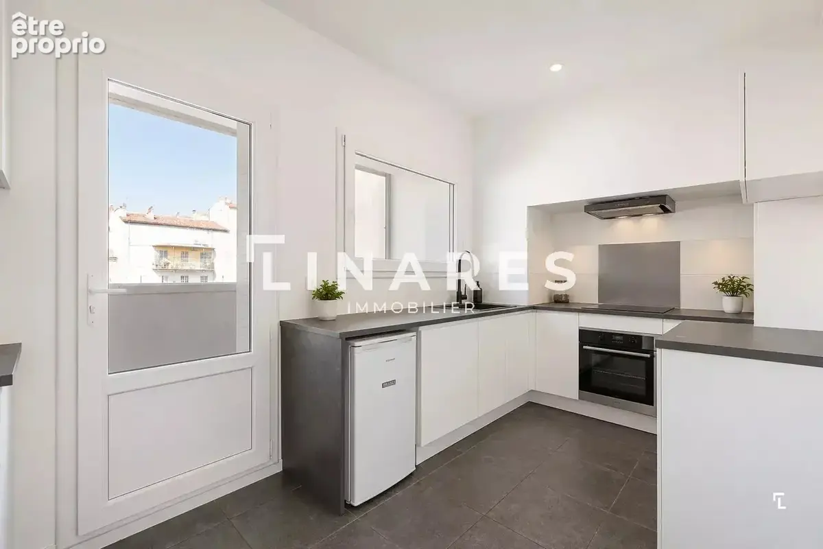 LE TRIVERSANT - Appartement T5 de 163m2 + 2 extérieurs + 3 expos - cave - 13008 Perier - photo 8