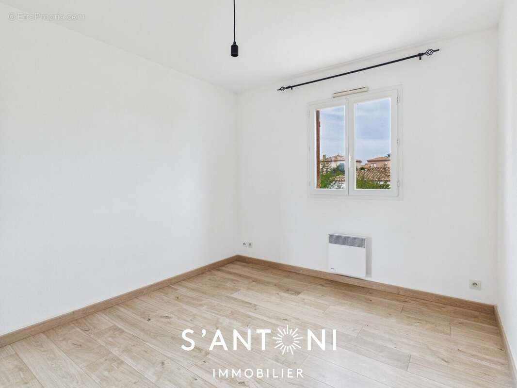 Maison meze t4 sur parcelle de 300 m² - photo 8