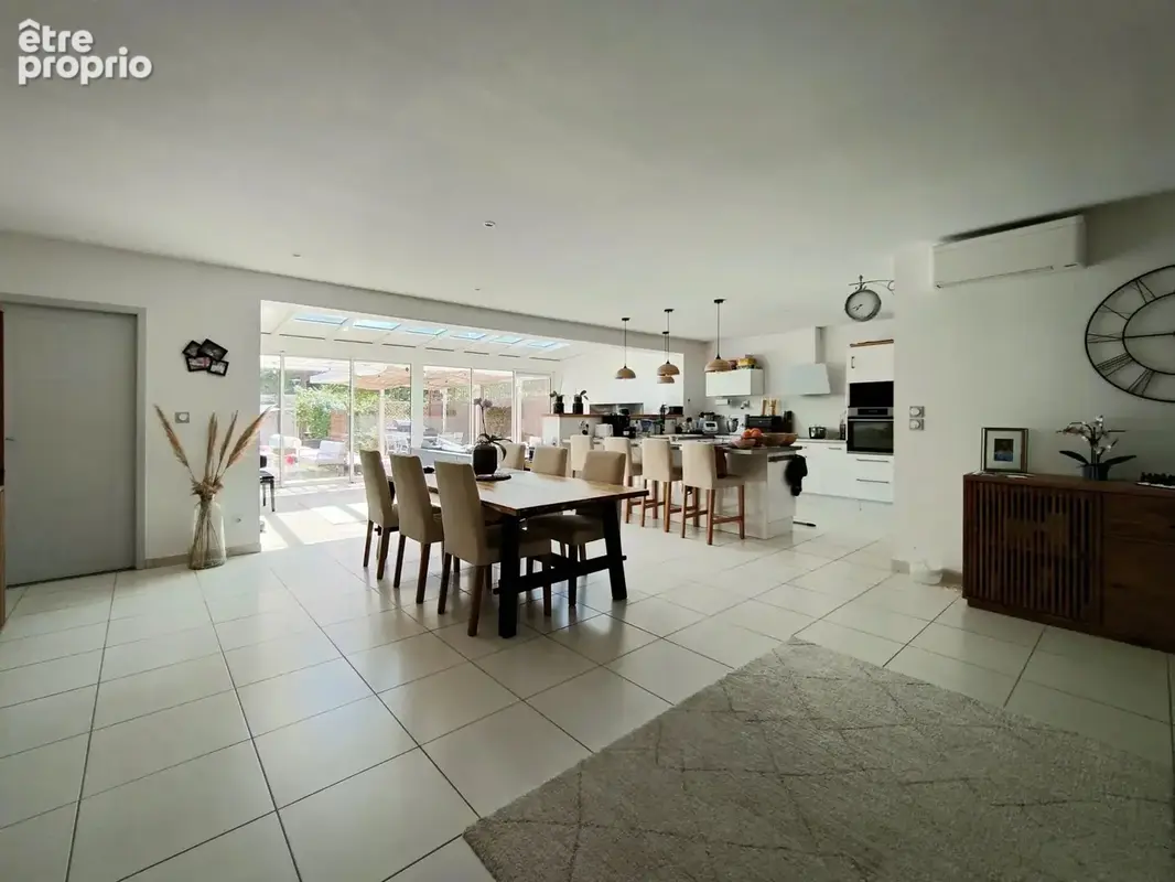 SAUCATS - Maison de 156 m² sur un terrain de 900 m² - photo 5