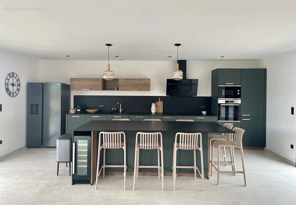 Maison type bergerie T4 et sa piscine - photo 4