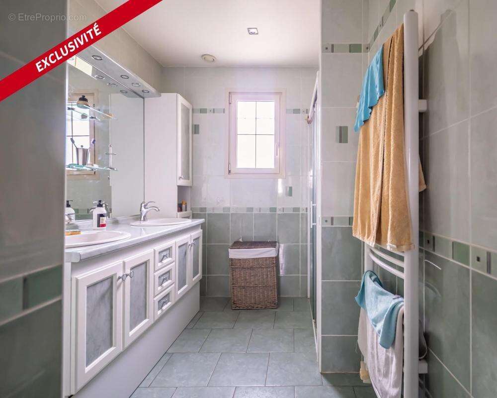 Maison à SAVIGNE-L'EVEQUE