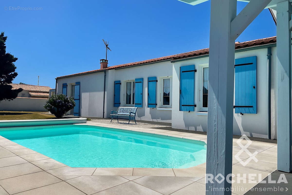 Maison à DOMPIERRE-SUR-MER