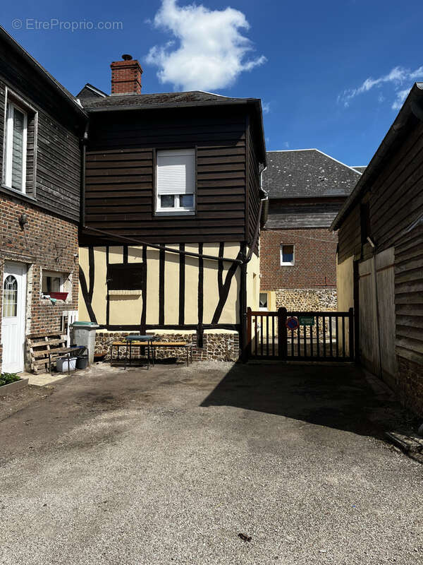Maison à MONNAI