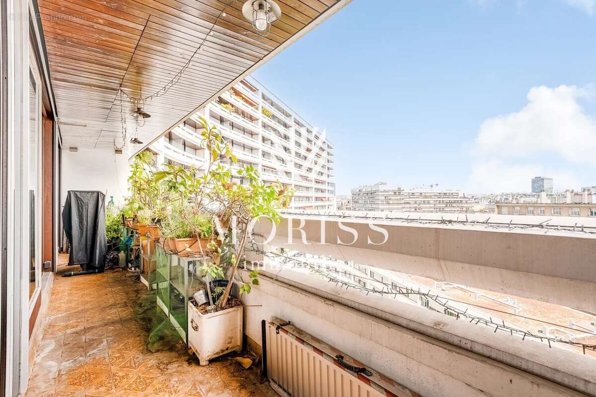 Appartement à PARIS-15E