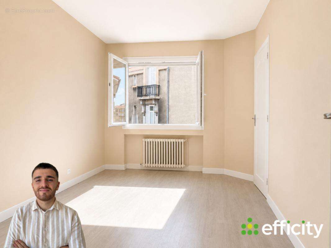 Appartement 210 m² à Saint-Etienne  - photo 6