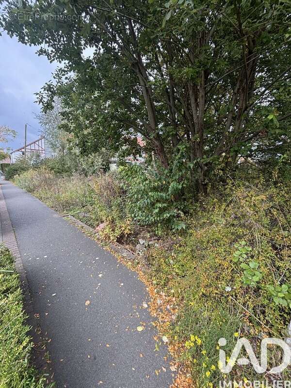 Photo 2 - Terrain à HEM