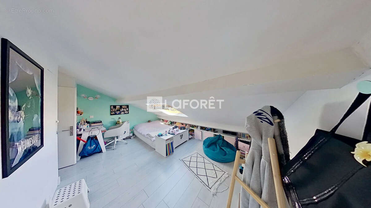 Appartement à LYON-8E