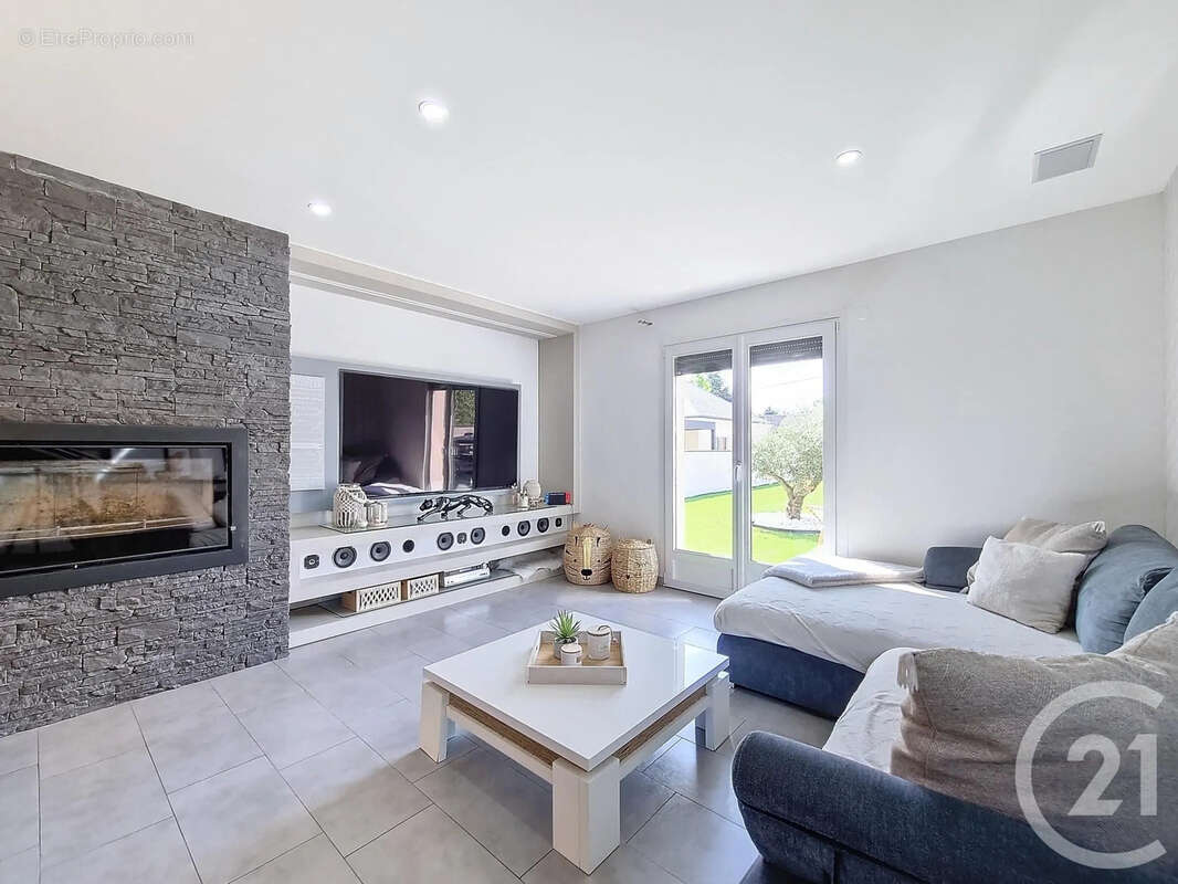 Maison 170 m² à Ingre  - photo 5