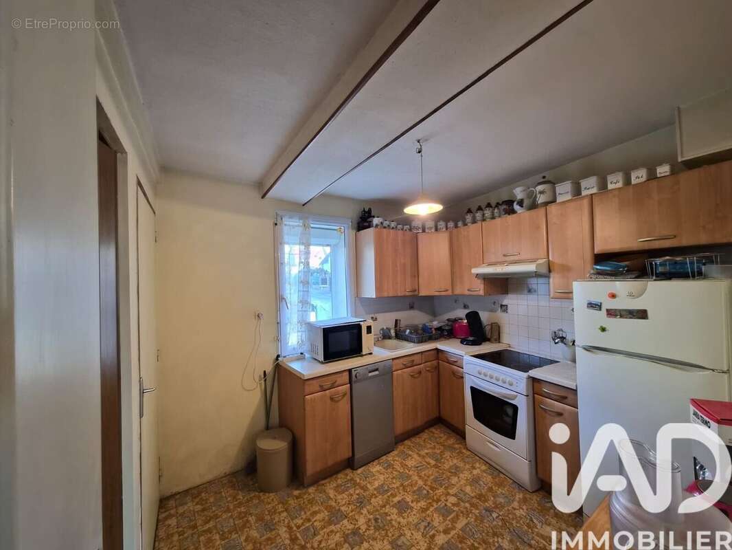 Photo 6