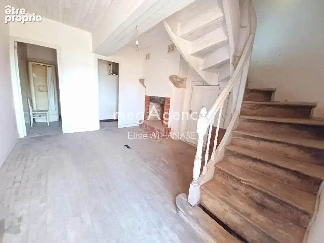 Maison à SAINT-CHRISTOPHE-DES-BOIS