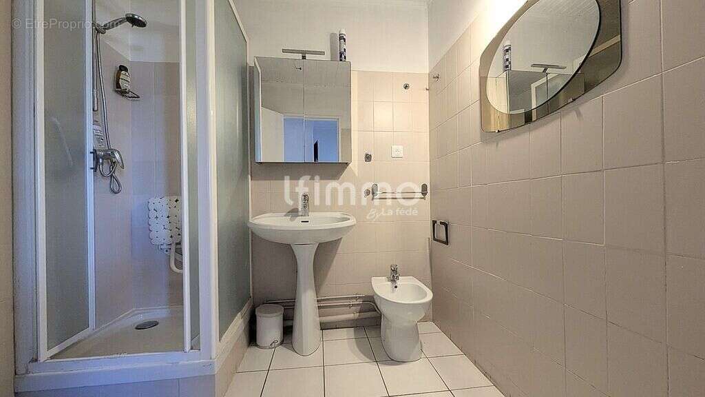 T4 de 84 m² - Piscine - Antigone - photo 11