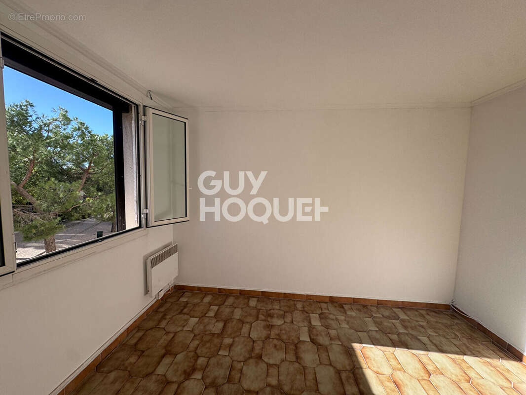 Appartement à MARSEILLE-14E