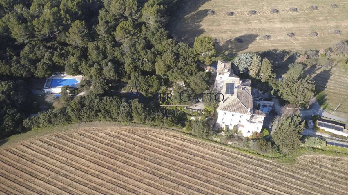 Maison à GRIGNAN