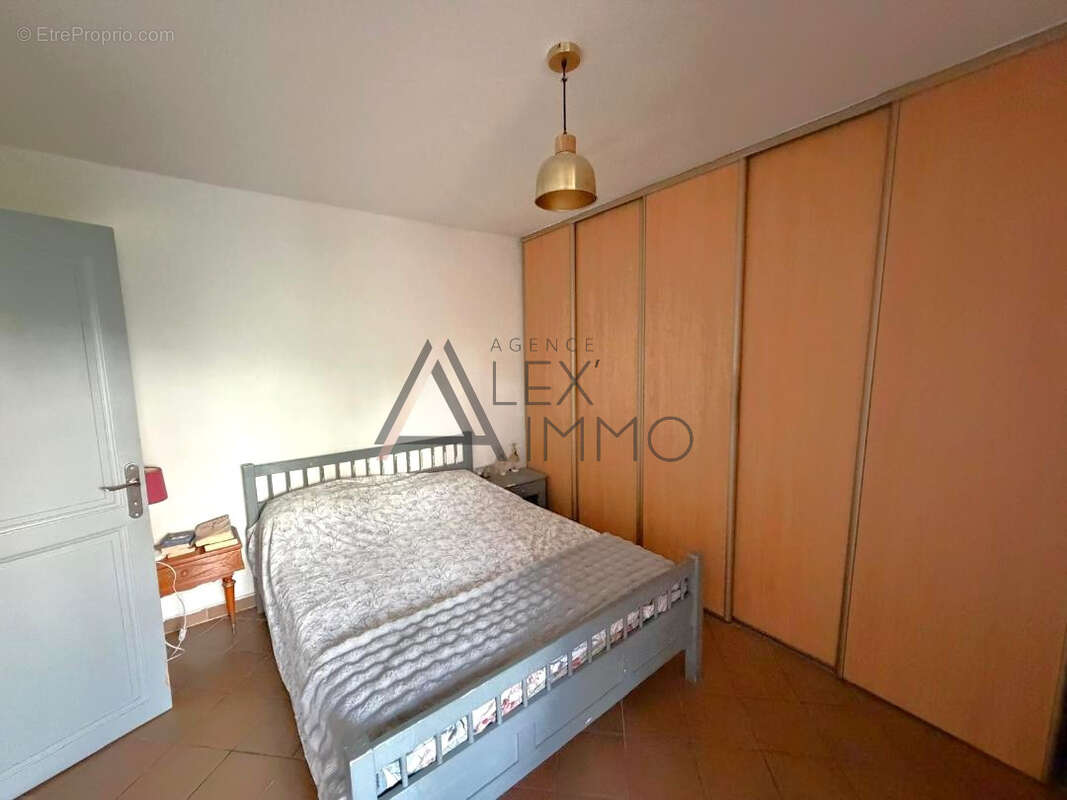 Appartement à MARSEILLE-11E
