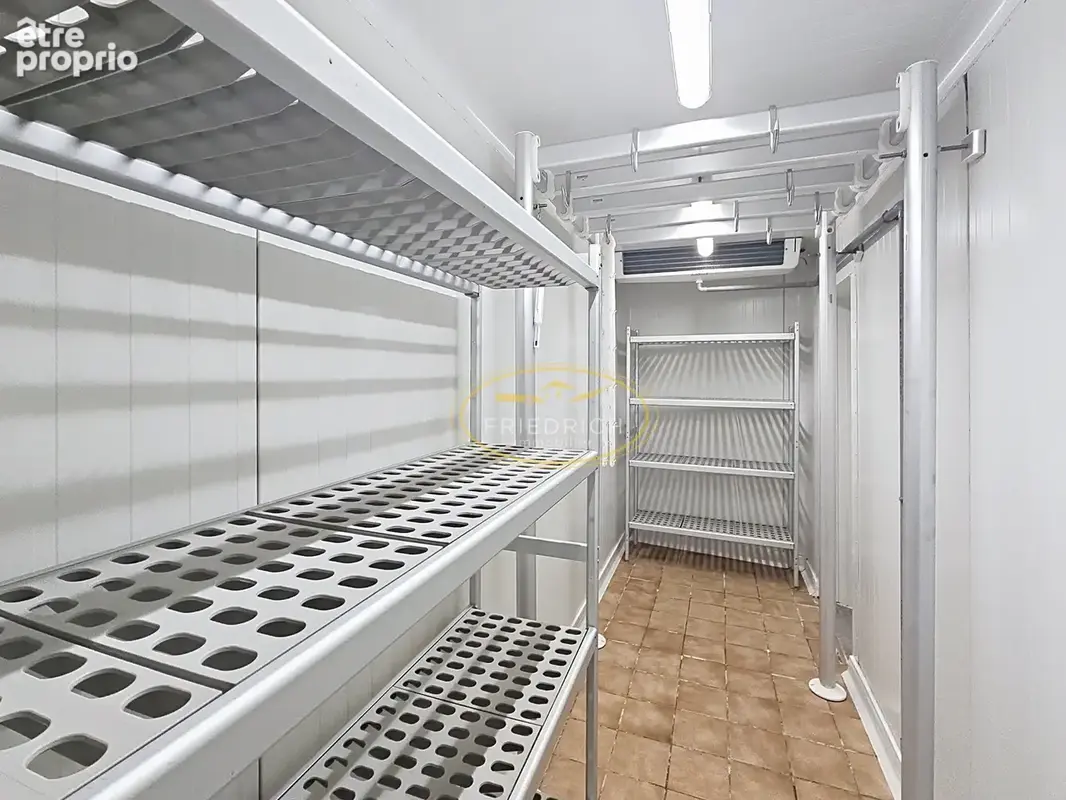 Tres belle affaire a reprendre - fonds de commerce boucherie - charcuterie - traiteur - photo 4