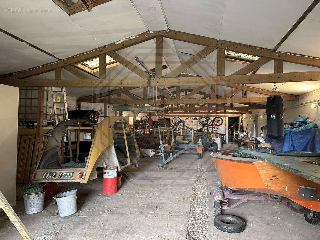 Maison à VILLENEUVE-LES-SABLONS