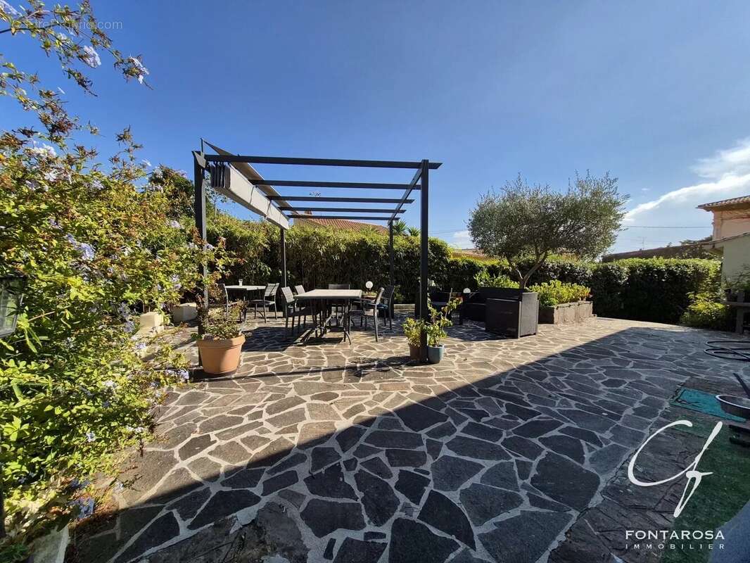 Maison à SAINT-RAPHAEL