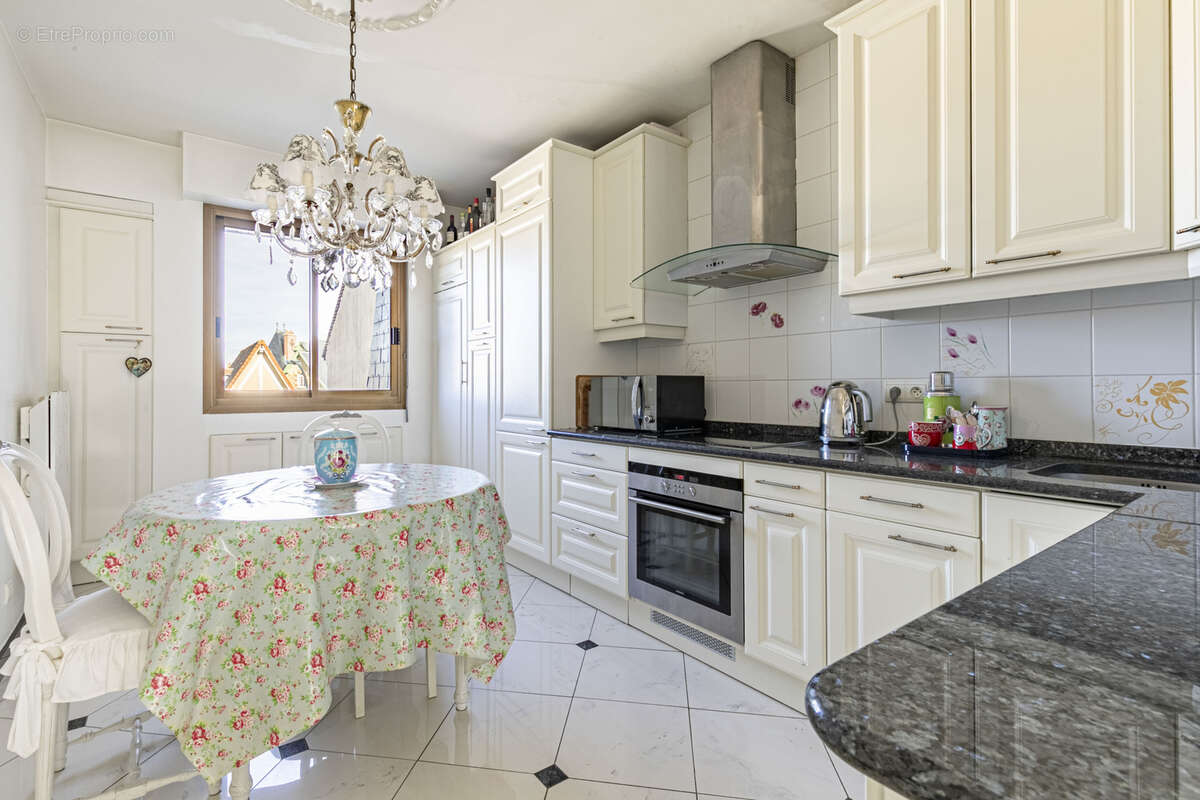 Appartement à SAINT-GERMAIN-EN-LAYE