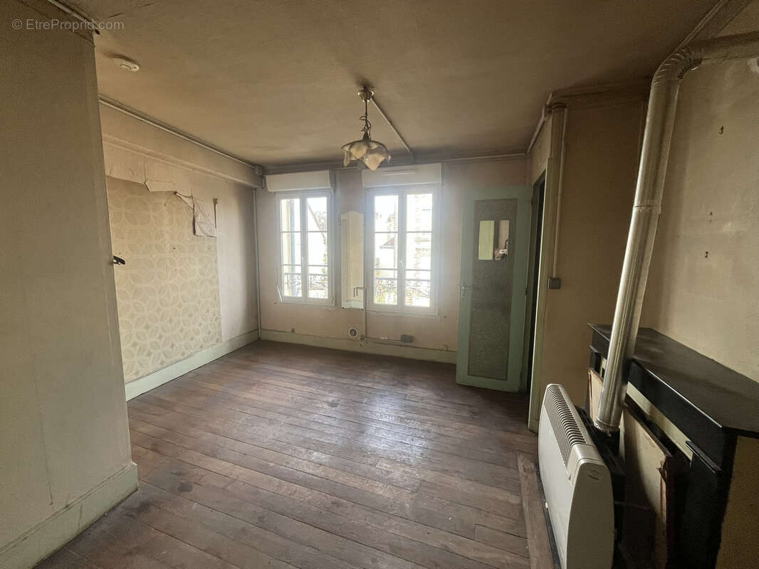 Appartement à SAINTE-SAVINE