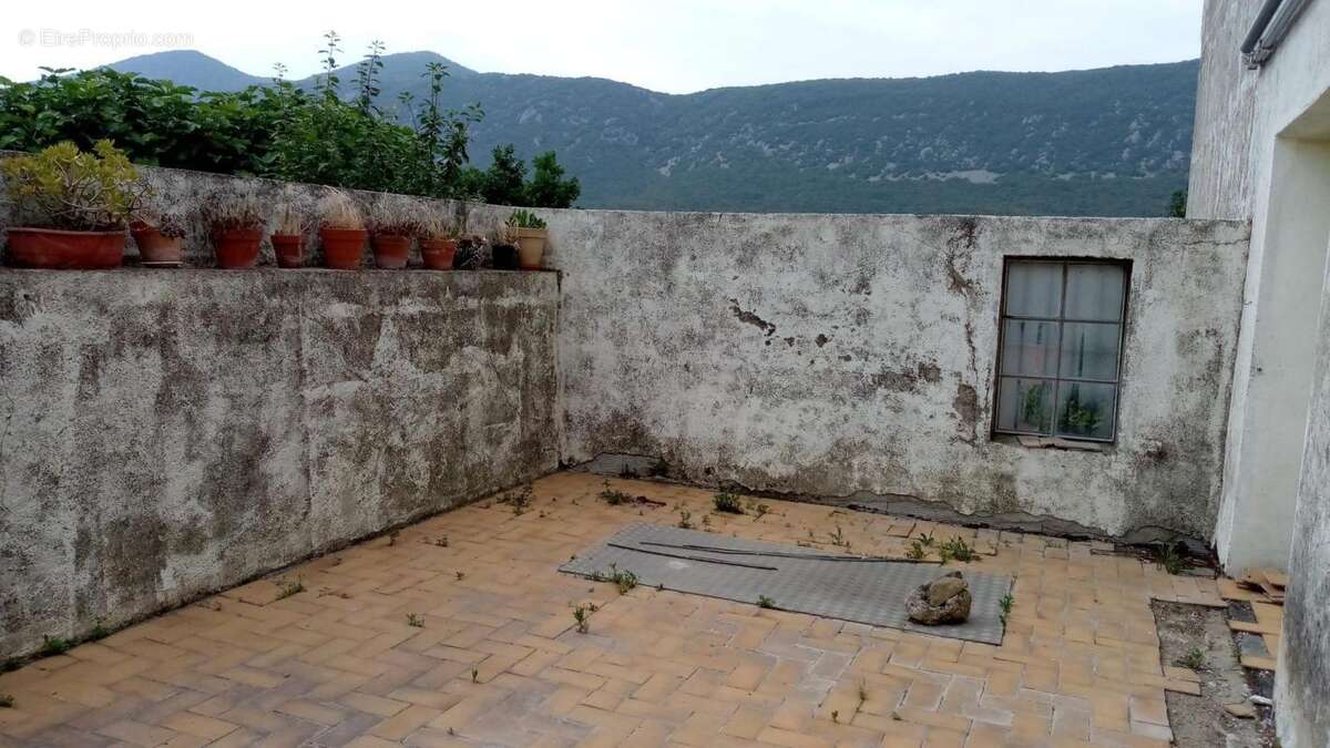 Maison à CAUDIES-DE-FENOUILLEDES