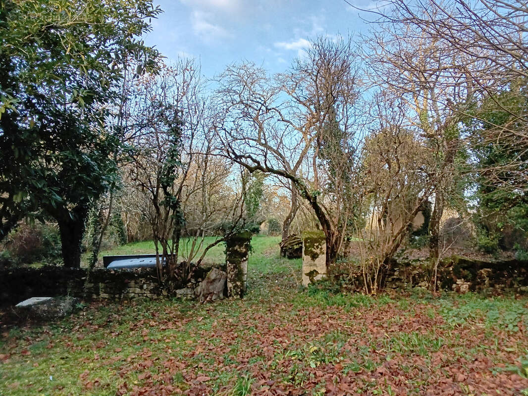 Maison à CHASSY