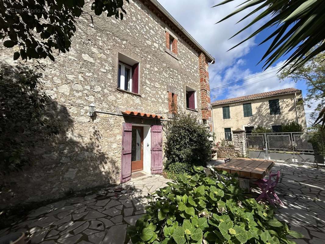 Maison à CUXAC-D&#039;AUDE
