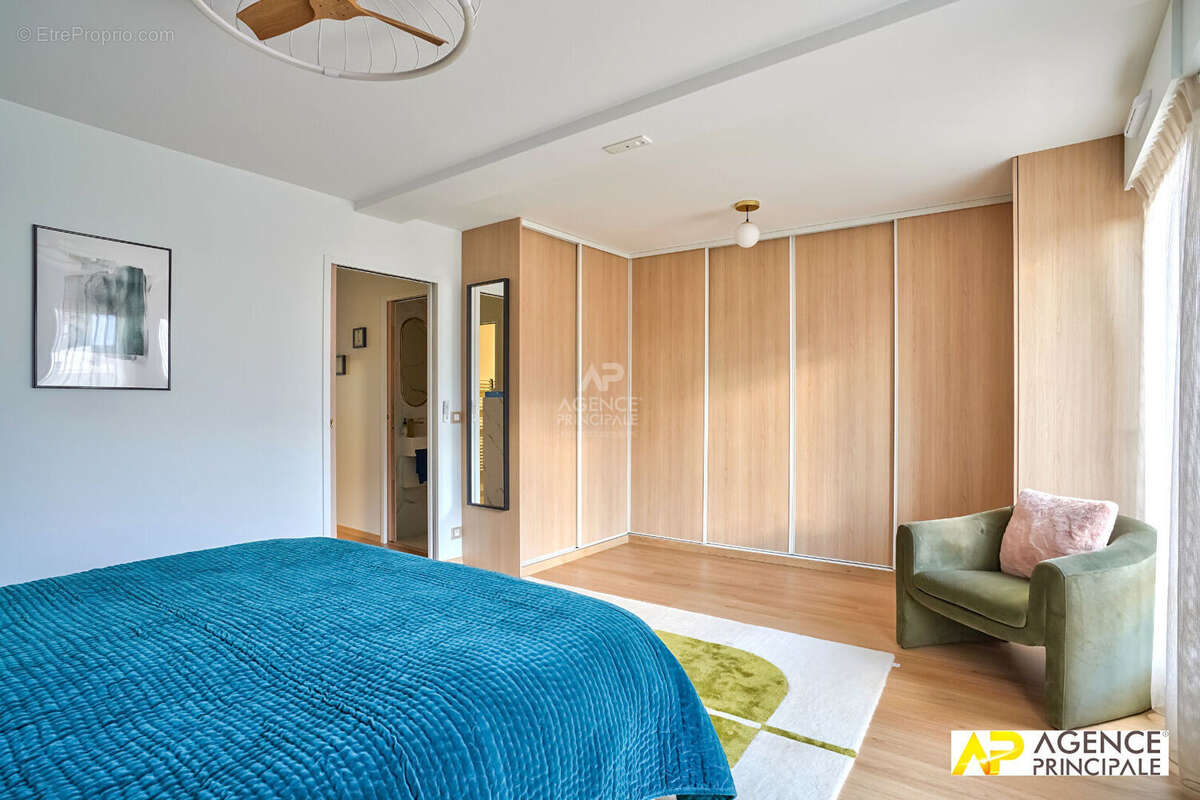 Appartement à MAISONS-LAFFITTE