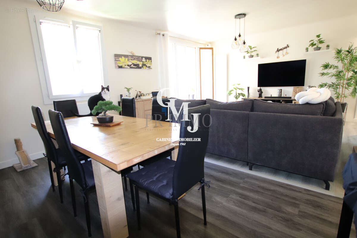 Appartement à SAINT-RAPHAEL